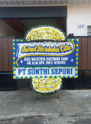 Papan Bunga Duka di Sukawali