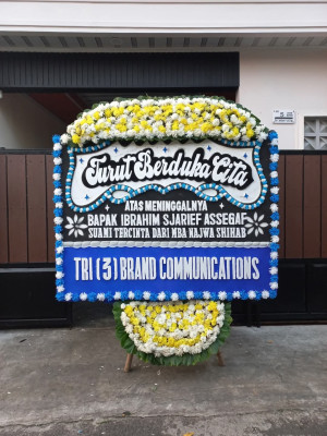 Papan Bunga Duka di Sukawali